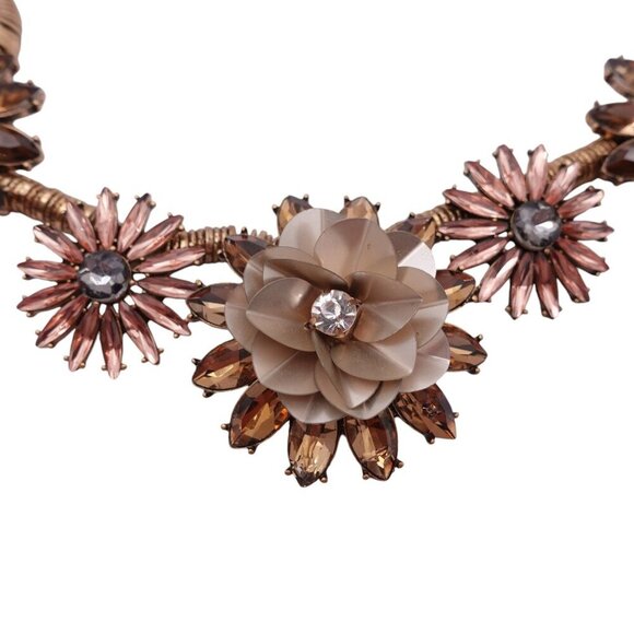 Ann Taylor Rhinestone Statement Flower Necklace Rose Gold Rhinestones Y2K - Picture 3 of 8